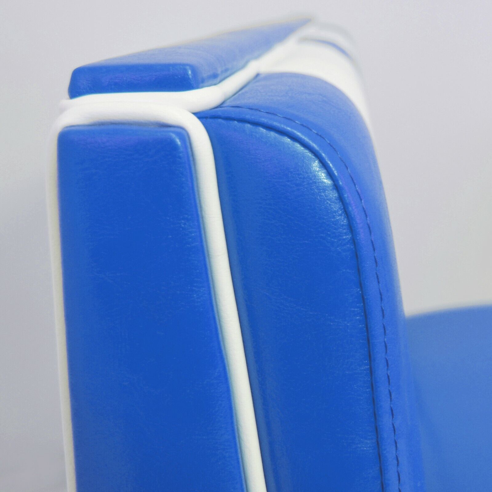 American Diner Set II Omaha Blau glänzend - schwarzer Dinertisch